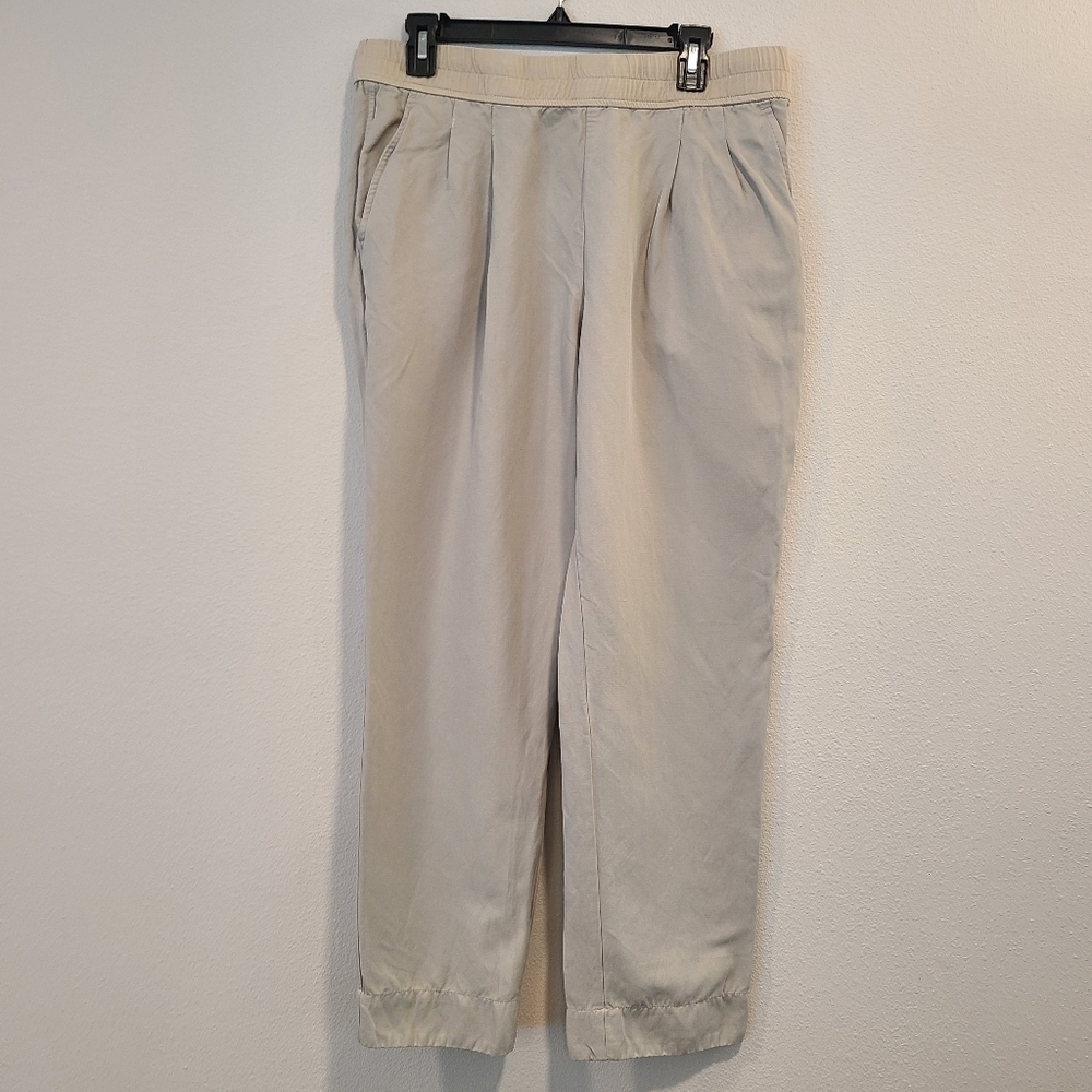 James Perse Pleated Twill Tapered Beige Pants